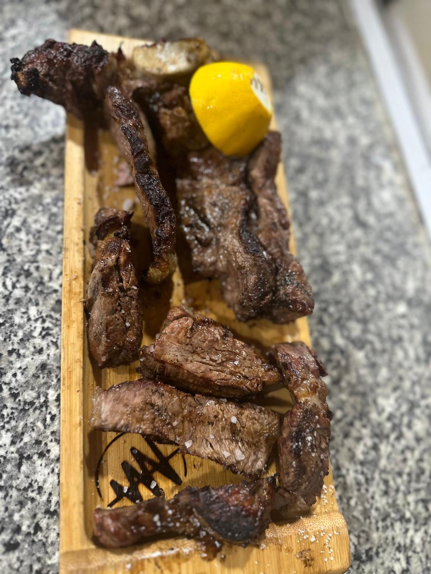 Vila Disha 地拉那 外观 照片